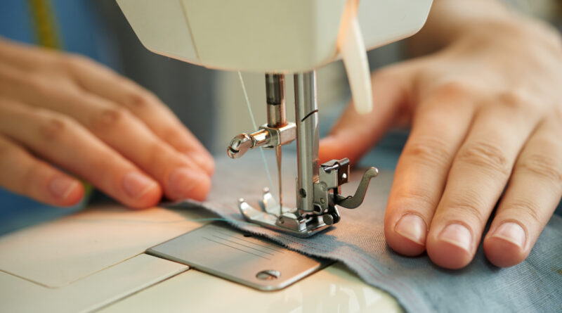 naden afwerken naaimachine